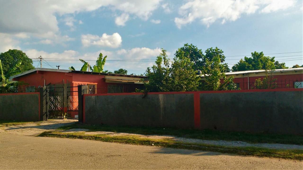 Hotel Yard Style Kingston Exterior foto