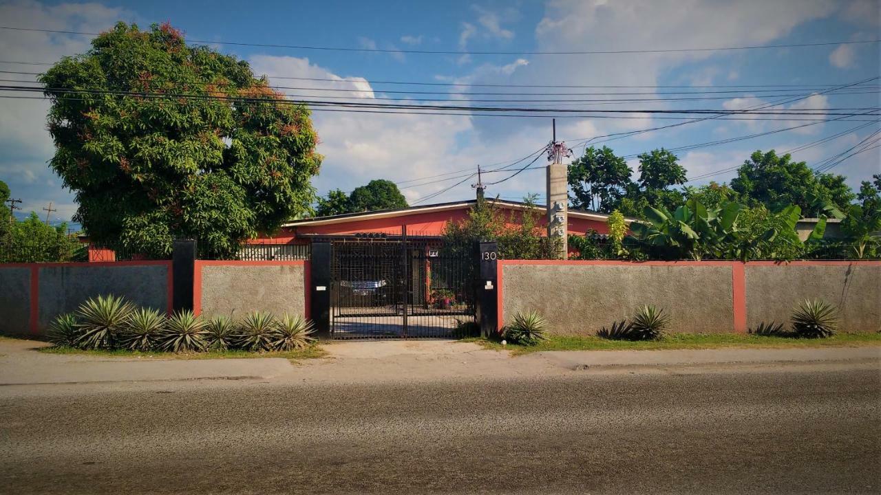 Hotel Yard Style Kingston Exterior foto